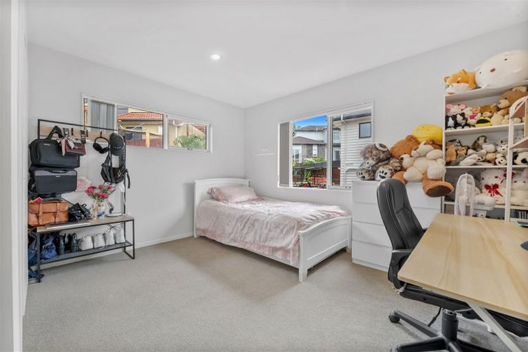 Photo of property in 10 Lucca Crescent, Flat Bush, Auckland, 2019