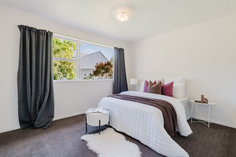 Photo of property in 16 Pickering Crescent, Chedworth, Hamilton, 3210