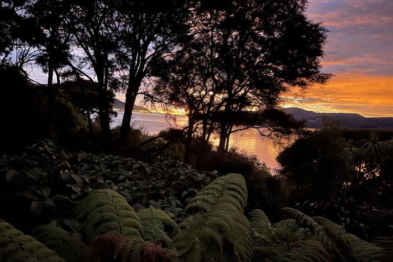 Photo of property in 135 Main Road, Allandale, Governors Bay, 8971