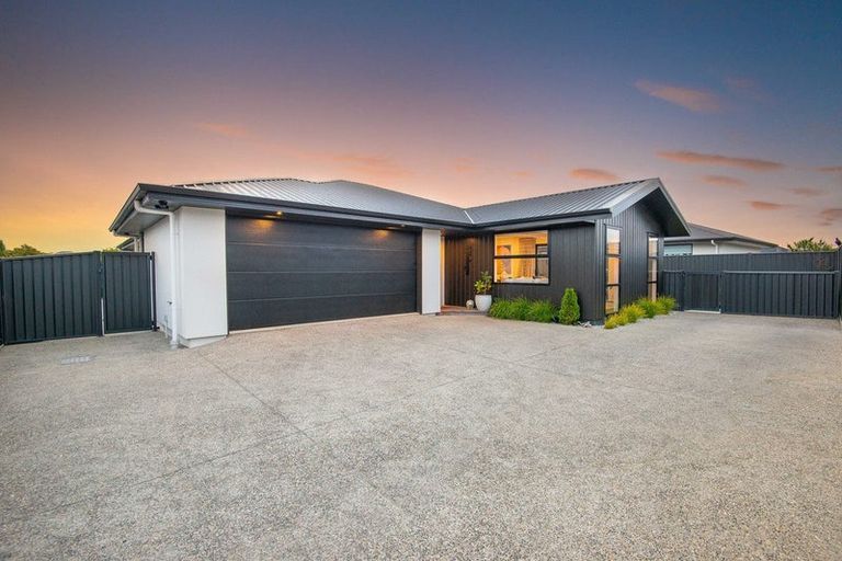 Photo of property in 4 Aviation Lane, Mosgiel, 9024