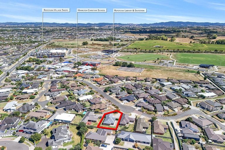 Photo of property in 28 Chesham Street, Rototuna North, Hamilton, 3210