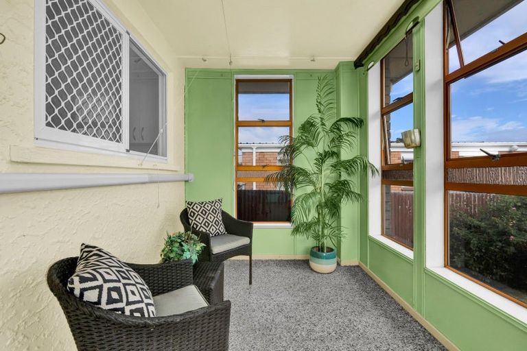 Photo of property in 54 Young Street, New Plymouth, 4310