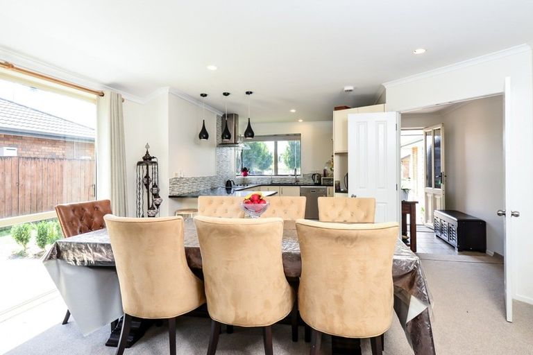 Photo of property in 16 Mickelson Avenue, Rototuna, Hamilton, 3210