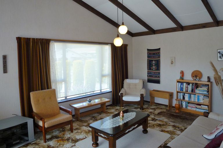 Photo of property in 16 Arnott Street, Alexandra, 9320