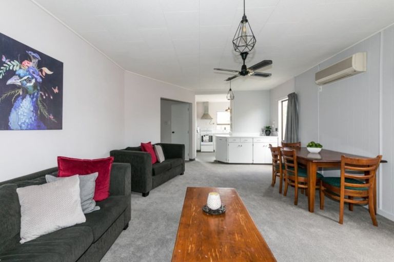 Photo of property in 807d Avenue Road East, Parkvale, Hastings, 4122