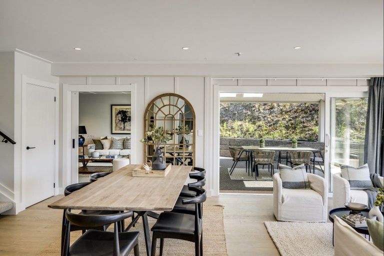 Photo of property in 71 Oak Road, Poraiti, Napier, 4112