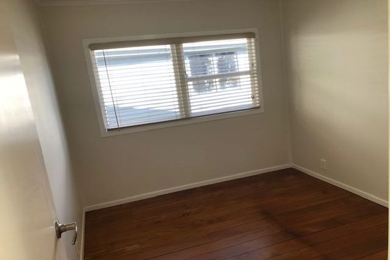 Photo of property in 65 Tane Road, Laingholm, Auckland, 0604