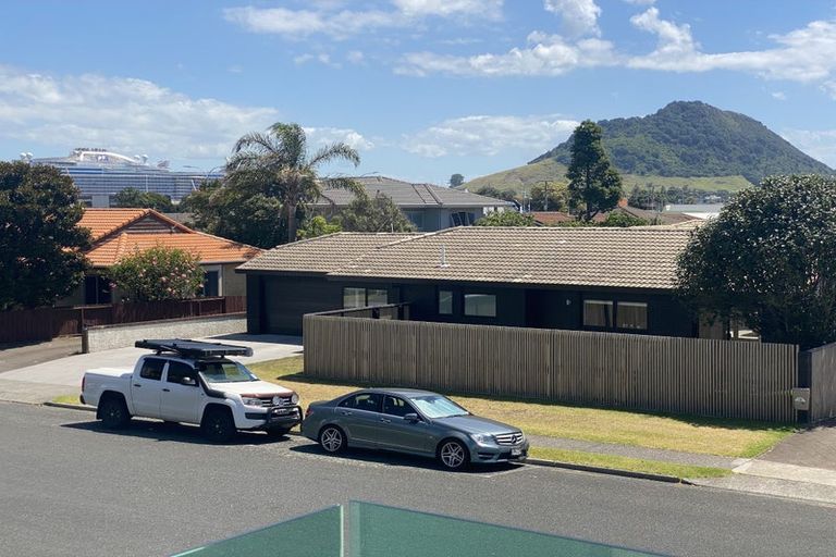 Photo of property in 4 Terrace Avenue, Mount Maunganui, 3116