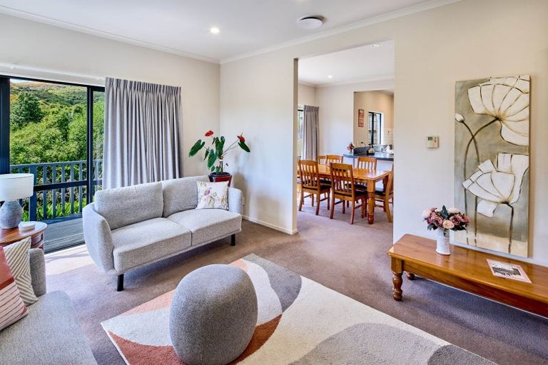 Photo of property in 89 Kentwood Drive, Woodridge, Wellington, 6037