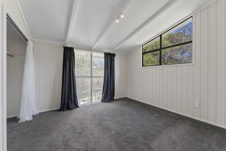Photo of property in 25 Solander Place, Whitby, Porirua, 5024