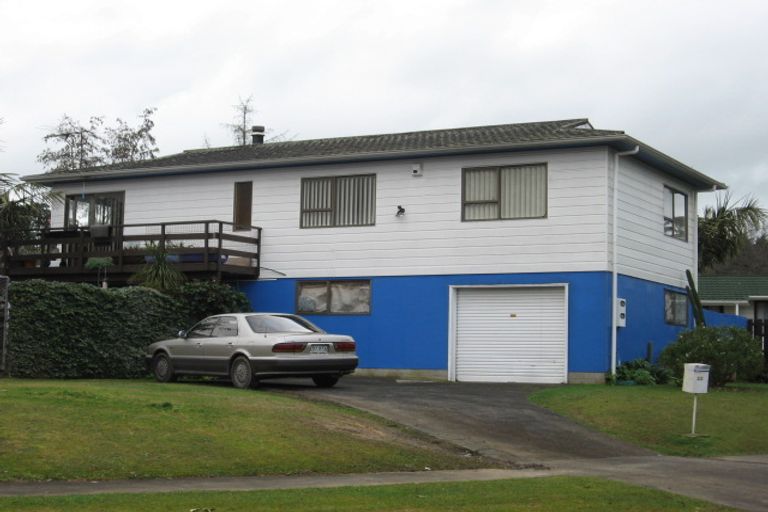 Photo of property in 22 Fairdale Avenue, Red Hill, Papakura, 2110