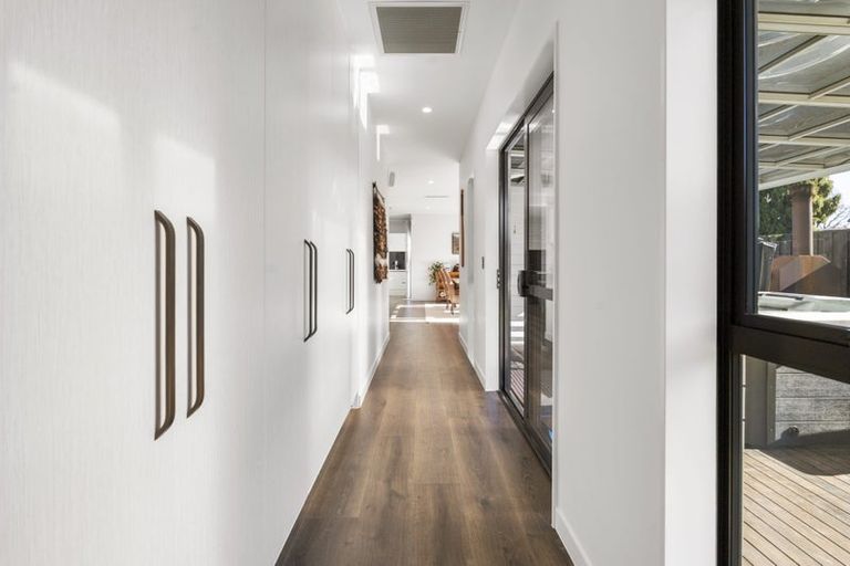 Photo of property in 14 Leebank Crescent, Riverhead, 0820