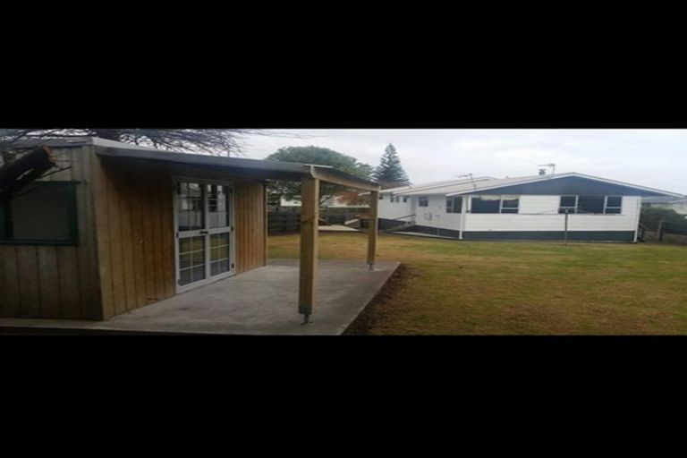 Photo of property in 32 Ihaia Street, Waitara, 4320