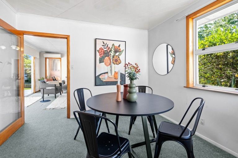 Photo of property in 24 Victoria Street, Carterton, 5713