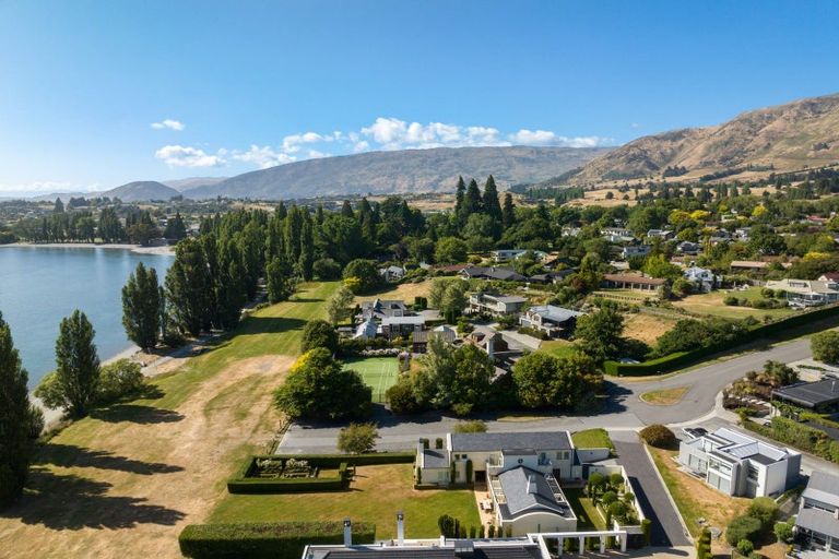 Photo of property in 29 Morrows Mead, Wanaka, 9305