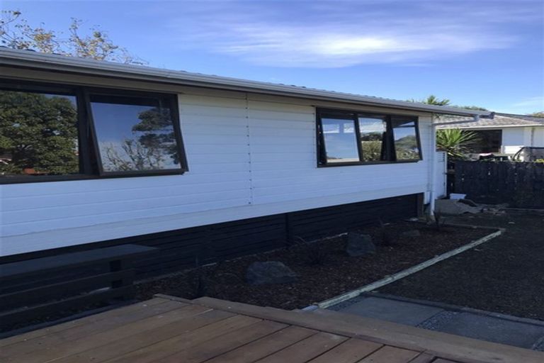 Photo of property in 12 Wesleydale Place, Papakura, 2110