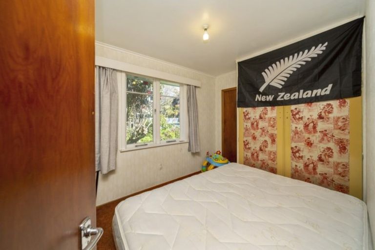 Photo of property in 3 George Street, Waitara, 4320