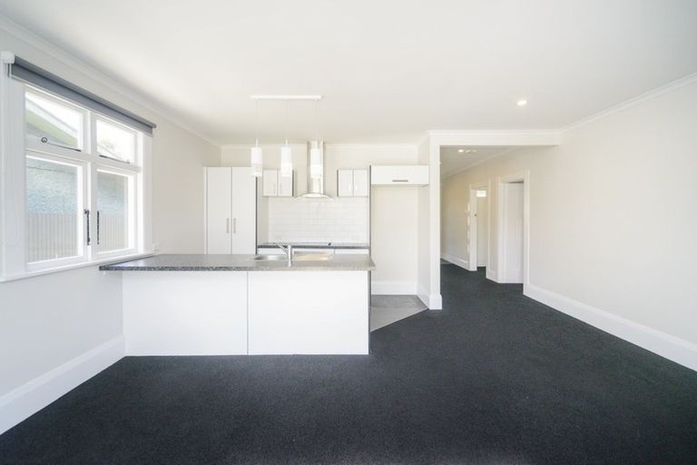 Photo of property in 11 Shamrock Street, Takaro, Palmerston North, 4412