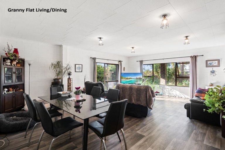 Photo of property in 3 Johnston Place, Welcome Bay, Tauranga, 3112