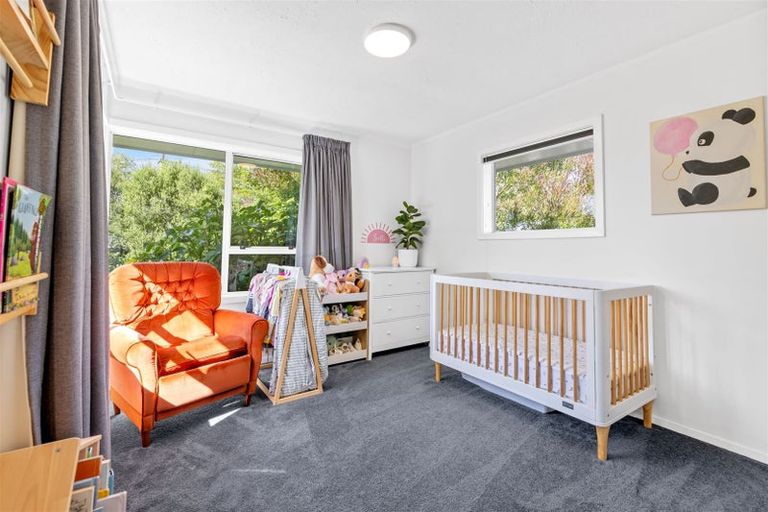 Photo of property in 7 Pinehurst Crescent, Russley, Christchurch, 8042