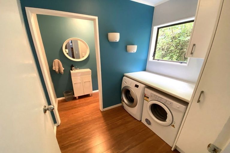 Photo of property in 3 Cassis Place, Crofton Downs, Wellington, 6035