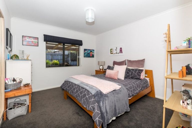 Photo of property in 104 Ayrshire Drive, Grandview Heights, Hamilton, 3200