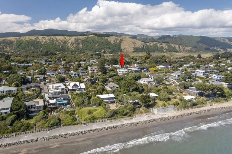 Photo of property in 32 Rosetta Road, Raumati South, Paraparaumu, 5032