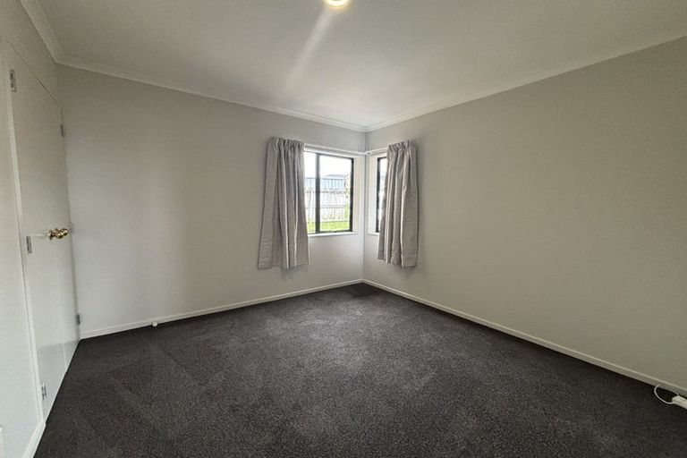 Photo of property in 44 Senator Drive, Manurewa, Auckland, 2105