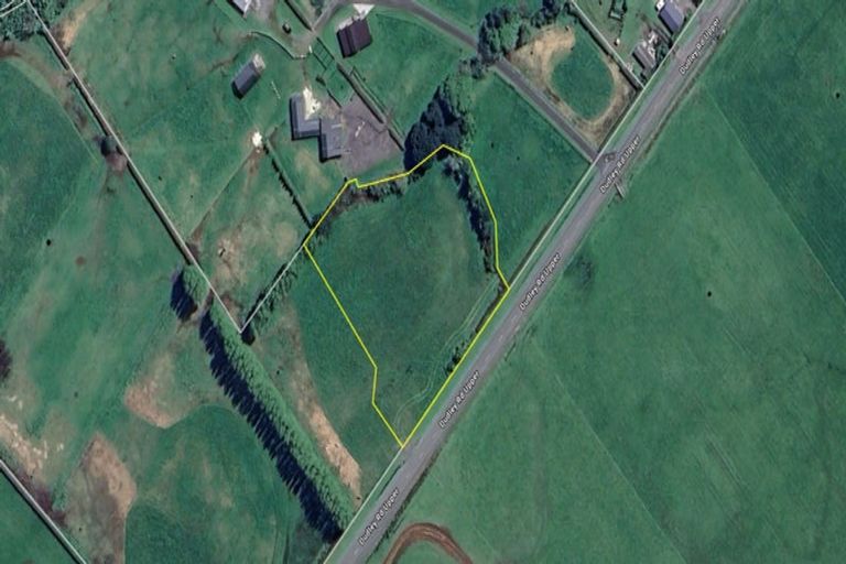 Photo of property in 100 Dudley Road Upper, Inglewood, 4386