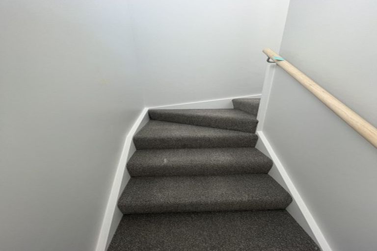 Photo of property in 20 Bluff Road, Kenepuru, Porirua, 5022