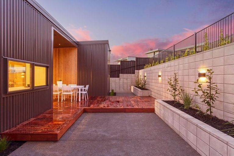 Photo of property in 8 Francis Mill Grove, Westmorland, Christchurch, 8025