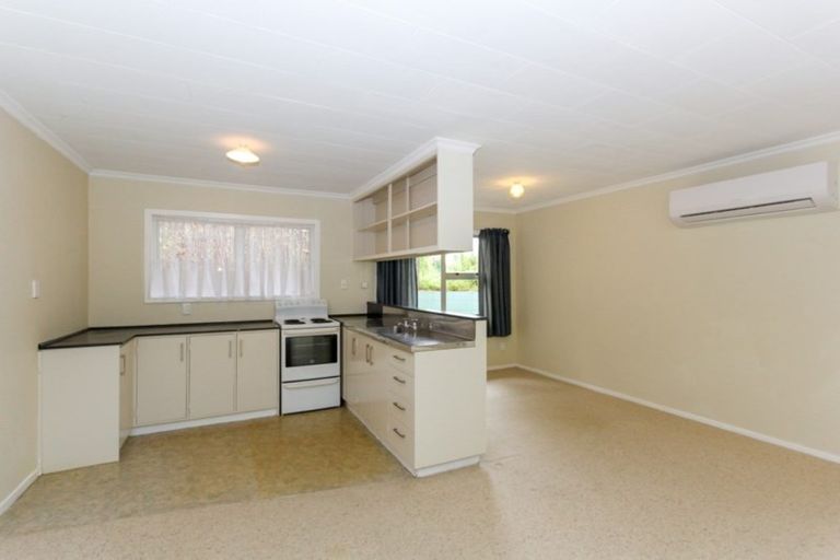 Photo of property in 2/44 Blagdon Road, Blagdon, New Plymouth, 4310