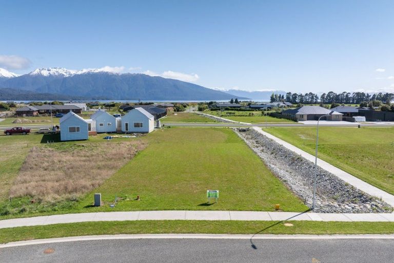 Photo of property in 32 Te Kuaha Crescent, Te Anau, 9600