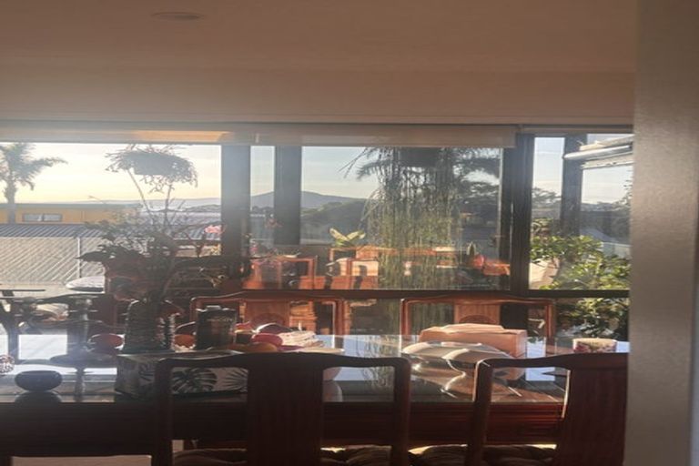 Photo of property in 1/186 Bucklands Beach Road, Bucklands Beach, Auckland, 2012