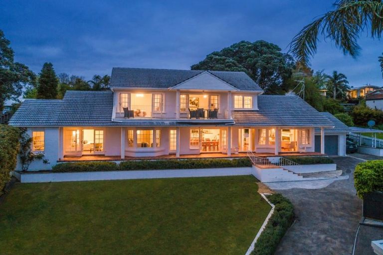 Photo of property in 2/57 Rock Isle Road, Torbay, Auckland, 0630