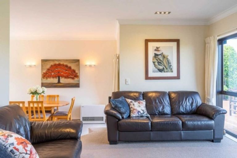 Photo of property in 58 Golf Road, Paraparaumu Beach, Paraparaumu, 5032