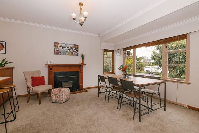 Photo of property in 14 Trent Avenue, Hokowhitu, Palmerston North, 4410