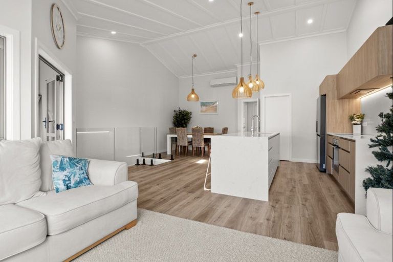 Photo of property in 2/45 Tawa Street, Mount Maunganui, 3116