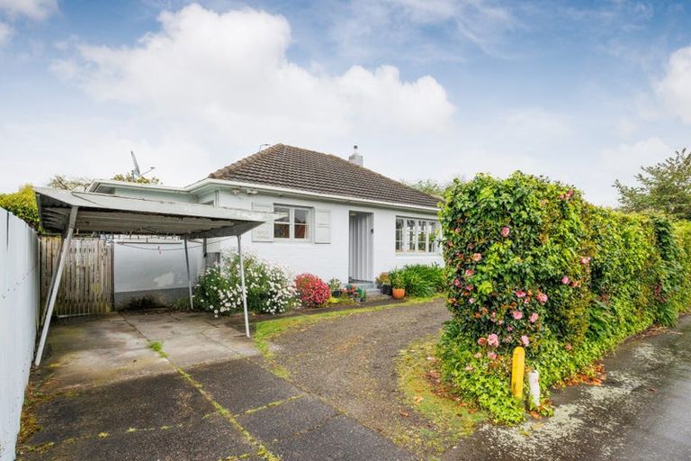 Photo of property in 5 Anderson Street, Hokowhitu, Palmerston North, 4410