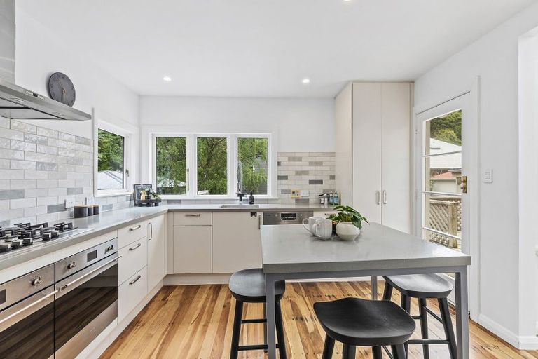 Photo of property in 19 Colway Street, Ngaio, Wellington, 6035