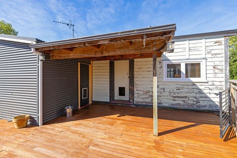 Photo of property in 35 Harrison Street West, Featherston, 5710