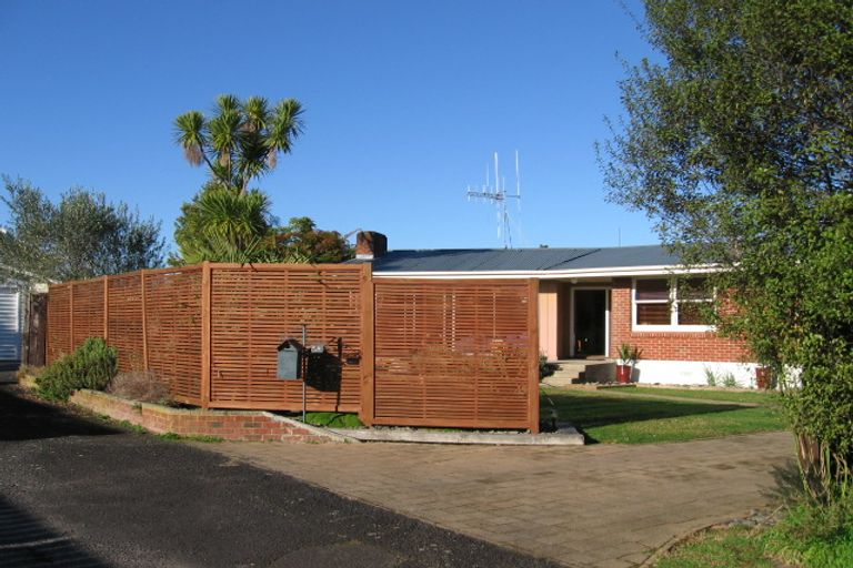 Photo of property in 66 Braid Road, St Andrews, Hamilton, 3200