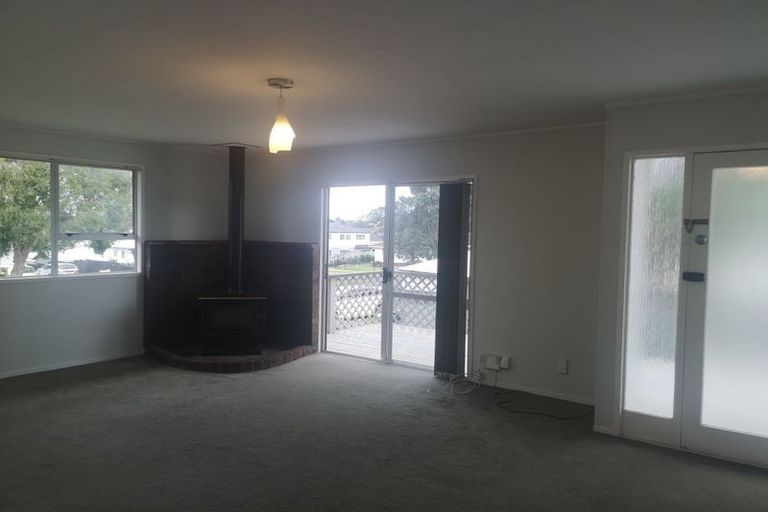 Photo of property in 4 Rako Place, Manurewa, Auckland, 2102