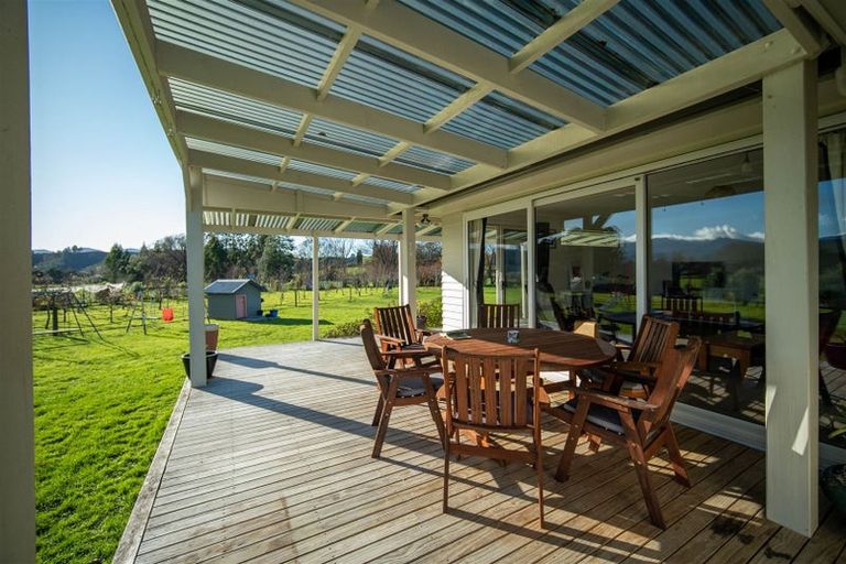 Photo of property in 82 Thorn Road, Dovedale, Wakefield, 7096