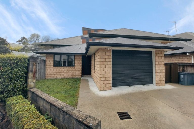 Photo of property in 6b Tralee Place, Hillcrest, Hamilton, 3216