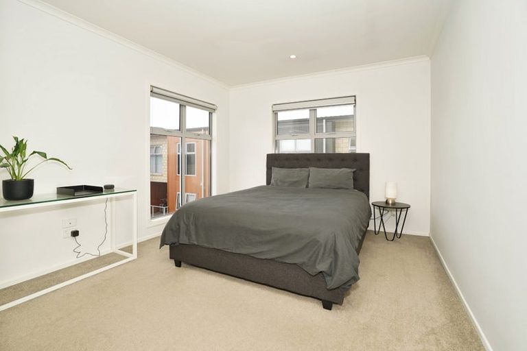 Photo of property in 2/7 Vialou Street, Hamilton Central, Hamilton, 3204