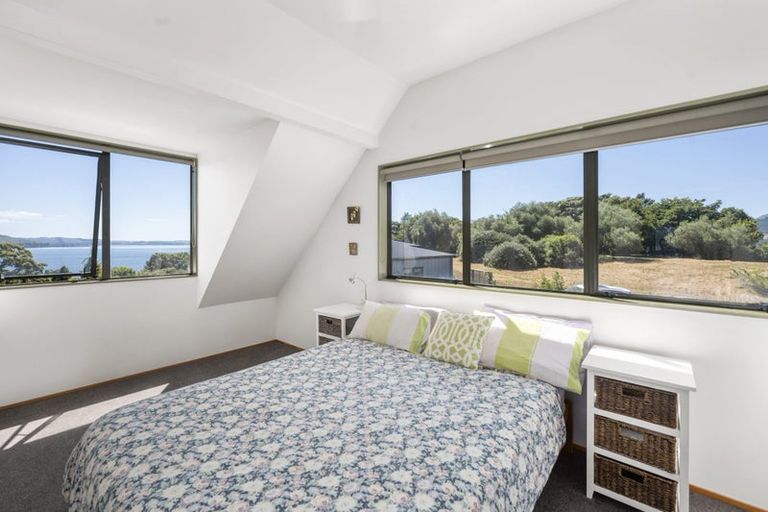 Photo of property in 18b Iriirikapua Parade, Owhata, Rotorua, 3010