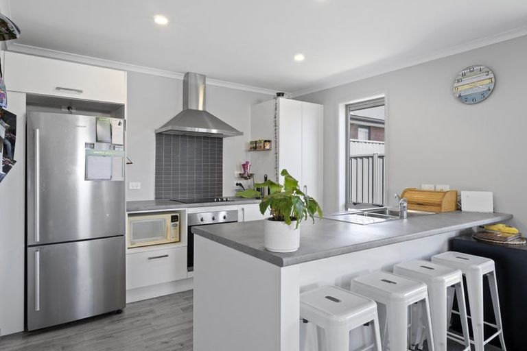 Photo of property in 70 Sentinel Avenue, Omokoroa, 3114