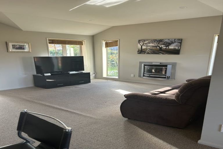Photo of property in 18 Mistral Road, Northwood, Christchurch, 8051