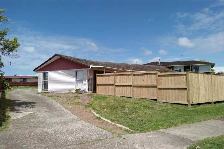 Photo of property in 16 Studfall Street, Pakuranga Heights, Auckland, 2010